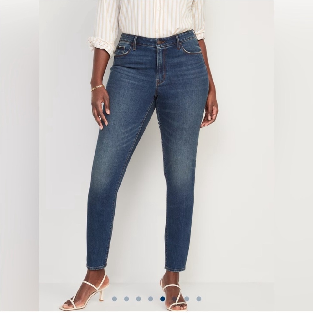 Old Navy Mid Rise Pop Icon Skinny Jeans Sz 20